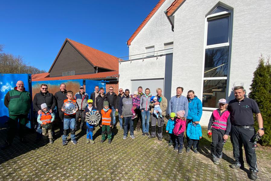 Gruppenbild Fruehjahrsputz 2022